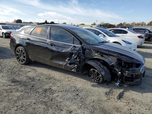 FORD FUSION SE 2019 with VIN 3FA6P0HD9KR135712 - Photo from auction