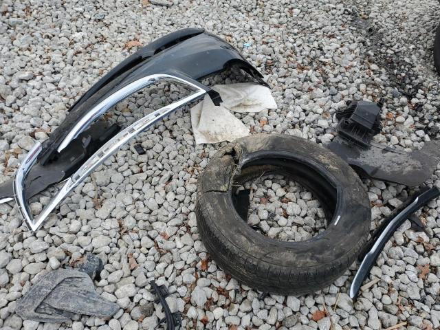 Photo 13 from auction – 2015 CHRYSLER TOWN & COU with VIN 2C4RC1BG3FR726948