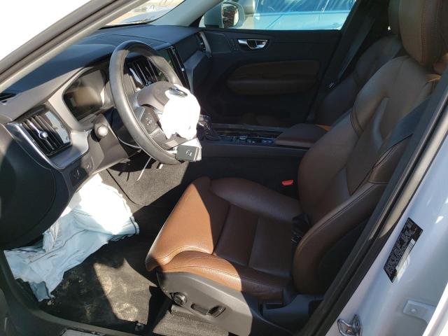 Photo 7 from auction – 2019 VOLVO XC60 T5 MO with VIN LYV102DK2KB220130