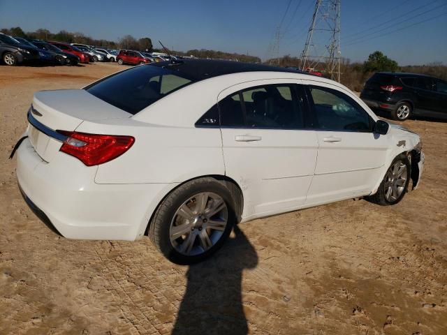 Photo 3 from auction – 2013 CHRYSLER 200 TOURIN with VIN 1C3CCBBB9DN714916