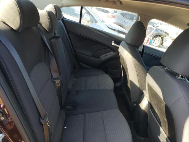 Photo 10 from auction – 2017 KIA FORTE LX with VIN 3KPFL4A74HE156159