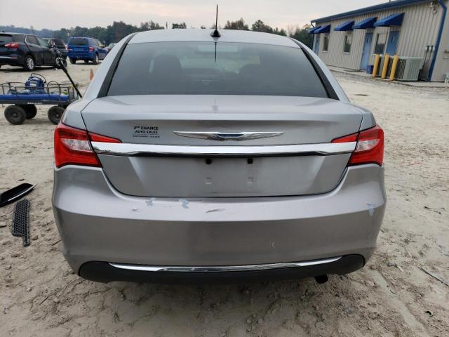 Photo 6 from auction – 2013 CHRYSLER 200 TOURIN with VIN 1C3CCBBB1DN639483