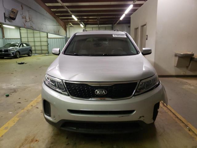 Photo 5 from auction – 2014 KIA SORENTO LX with VIN 5XYKT3A67EG482178