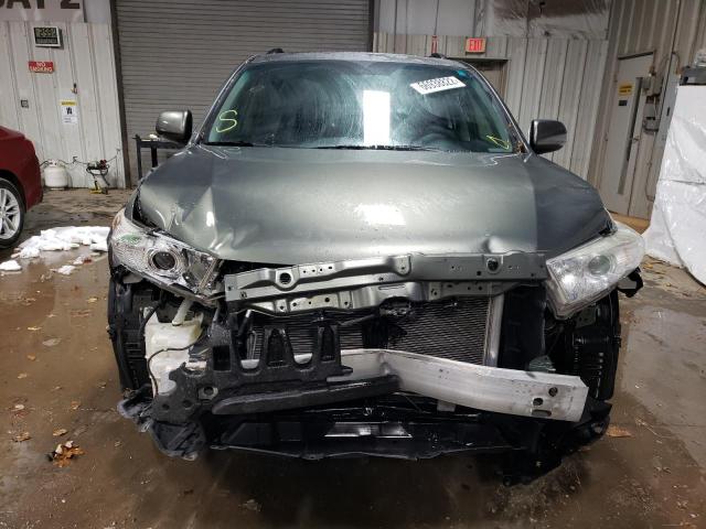 Photo 5 from auction – 2012 TOYOTA HIGHLANDER with VIN 5TDBK3EH3CS174228
