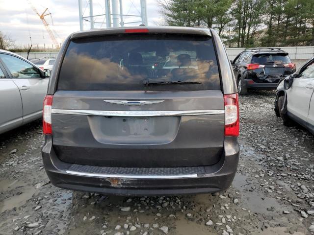 Photo 6 from auction – 2015 CHRYSLER TOWN & COU with VIN 2C4RC1BG4FR655694