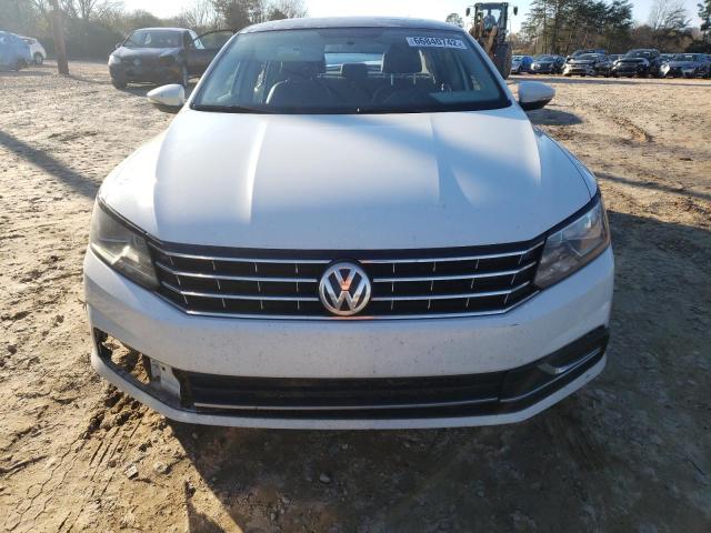 Photo 5 from auction – 2016 VOLKSWAGEN PASSAT SE with VIN 1VWBT7A35GC031087
