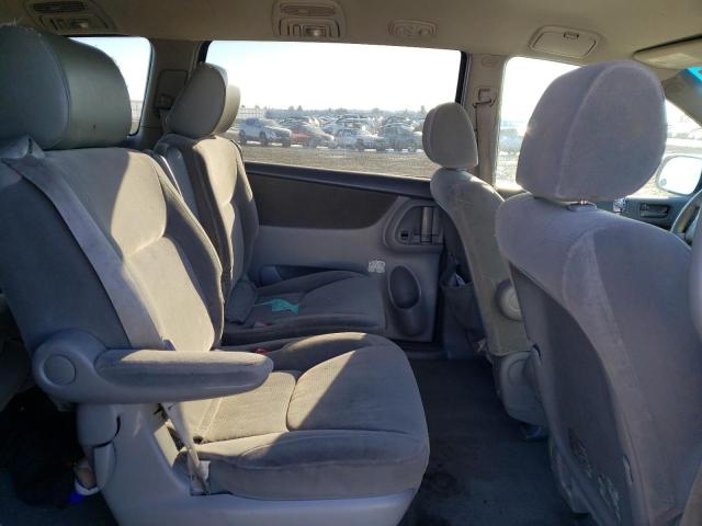 Photo 11 from auction – 2004 TOYOTA SIENNA CE with VIN 5TDZA23C14S006088