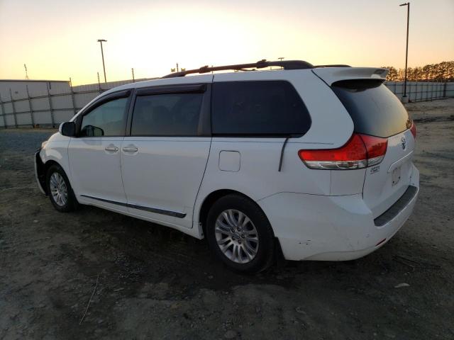 Photo 2 from auction – 2011 TOYOTA SIENNA XLE with VIN 5TDYK3DC0BS163721
