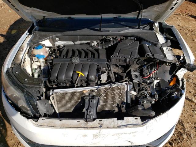 Photo 11 from auction – 2013 VOLKSWAGEN PASSAT SEL with VIN 1VWCM7A37DC032464
