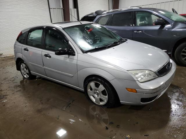 Photo 4 from auction – 2005 FORD FOCUS ZX5 with VIN 3FAFP37N25R101594