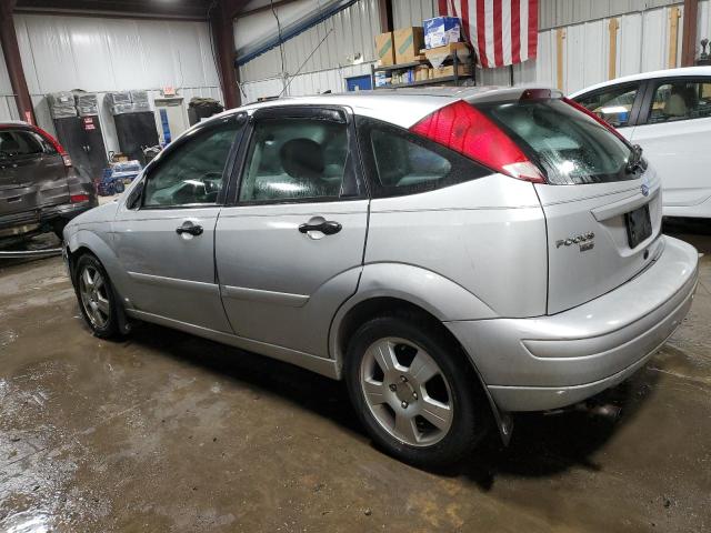 Photo 2 from auction – 2005 FORD FOCUS ZX5 with VIN 3FAFP37N25R101594