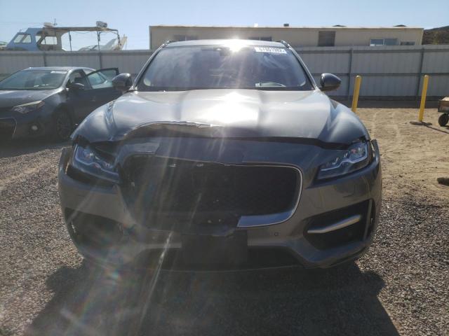 Photo 5 from auction – 2017 JAGUAR F-PACE R - with VIN SADCL2BV2HA065984