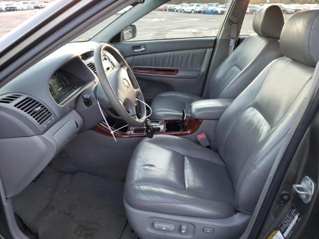 Photo 7 from auction – 2004 TOYOTA CAMRY LE with VIN 4T1BF30K64U586286