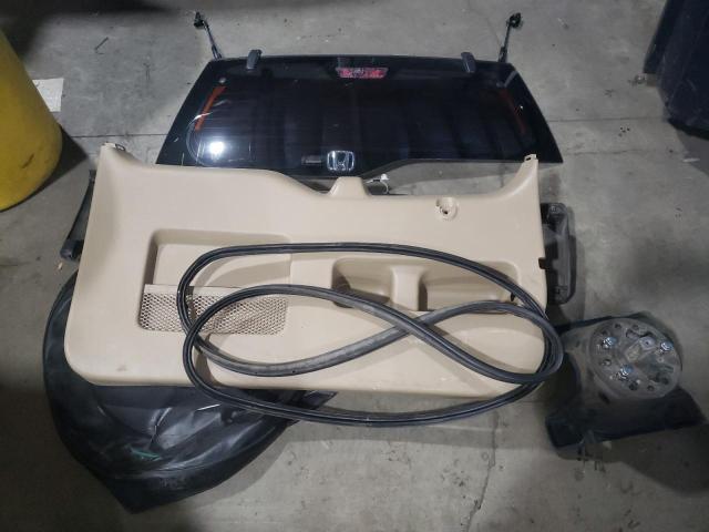 Photo 13 from auction – 2005 HONDA CR-V LX with VIN JHLRD68545C018752