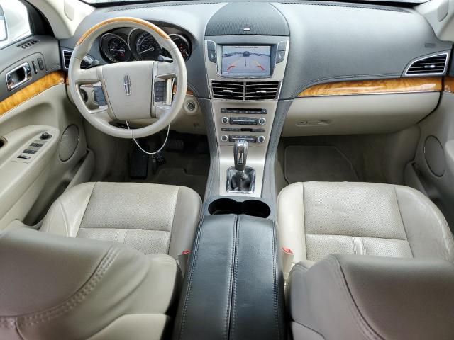 Photo 8 from auction – 2011 LINCOLN MKT with VIN 2LMHJ5AR2BBJ50946
