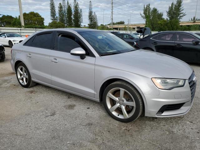 Photo 4 from auction – 2015 AUDI UK with VIN WAUBFGFF7F1049482