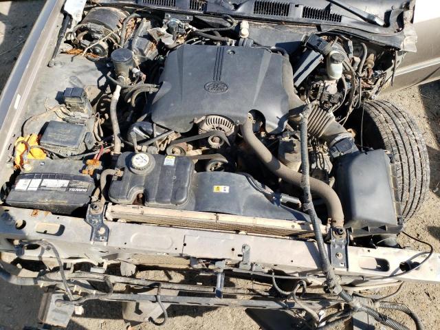 Photo 11 from auction – 2002 MERCURY GRAND MARQ with VIN 2MEFM75W62X622903