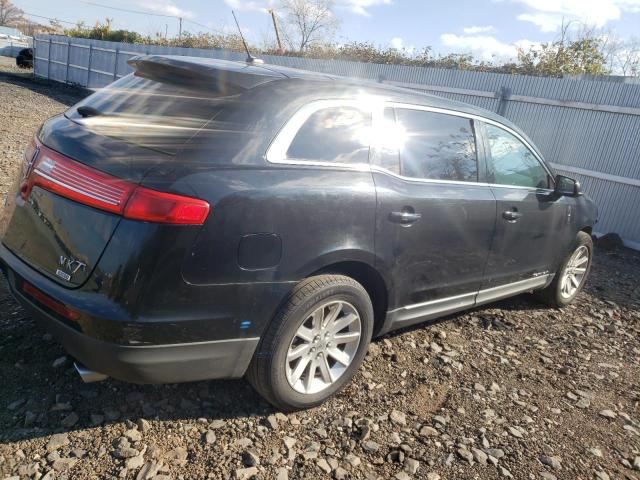 Photo 3 from auction – 2017 LINCOLN MKT with VIN 2LMHJ5NK5HBL00411