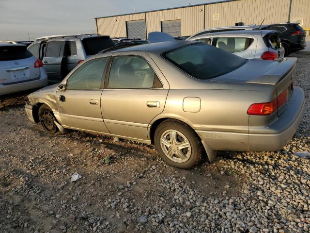 Photo 2 from auction – 2001 TOYOTA CAMRY CE with VIN JT2BG22K910582804