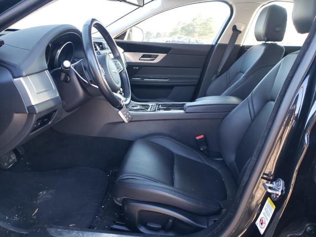 Photo 7 from auction – 2018 JAGUAR XF PREMIUM with VIN SAJBJ4FX5JCY62228