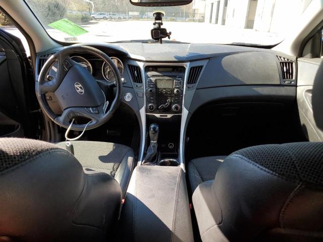 Photo 8 from auction – 2011 HYUNDAI SONATA SE with VIN 5NPEC4ACXBH136574