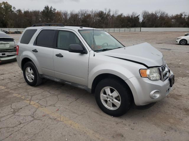 Photo 4 from auction – 2010 FORD ESCAPE XLT with VIN 1FMCU0DG4AKA30404