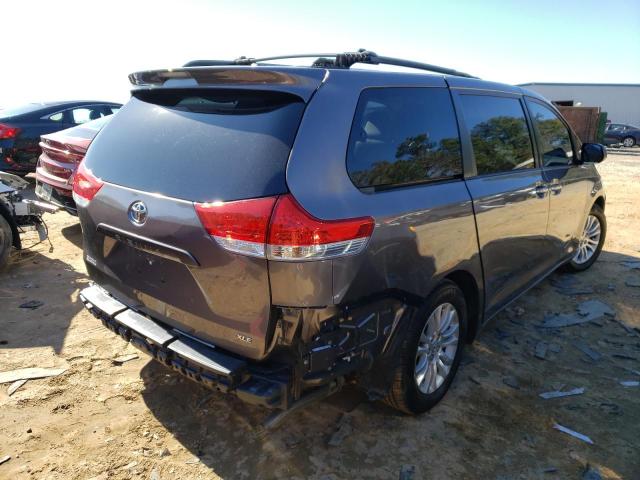 Photo 3 from auction – 2014 TOYOTA SIENNA XLE with VIN 5TDYK3DC1ES468343