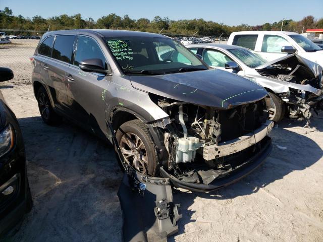 Photo 4 from auction – 2015 TOYOTA HIGHLANDER with VIN 5TDZKRFH9FS093402