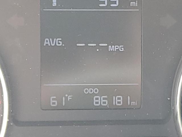 Photo 9 from auction – 2017 KIA FORTE LX with VIN 3KPFK4A70HE057941