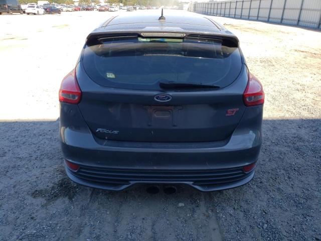 Photo 6 from auction – 2017 FORD FOCUS ST with VIN 1FADP3L98HL344281