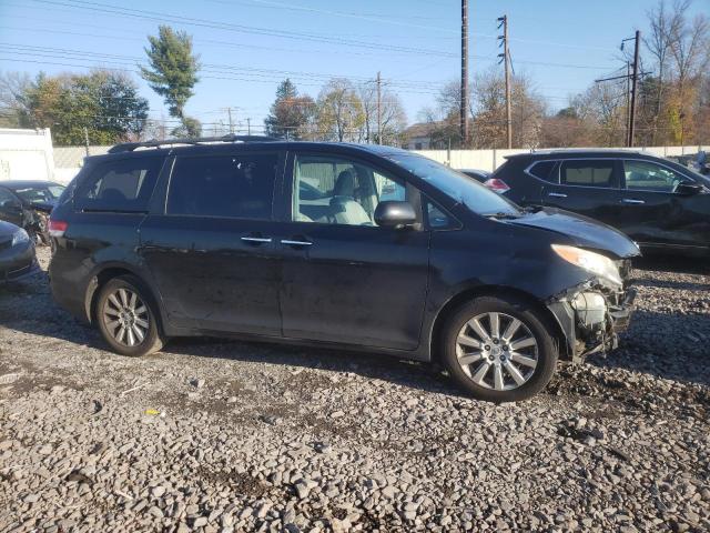 Photo 4 from auction – 2011 TOYOTA SIENNA XLE with VIN 5TDDK3DC4BS017692