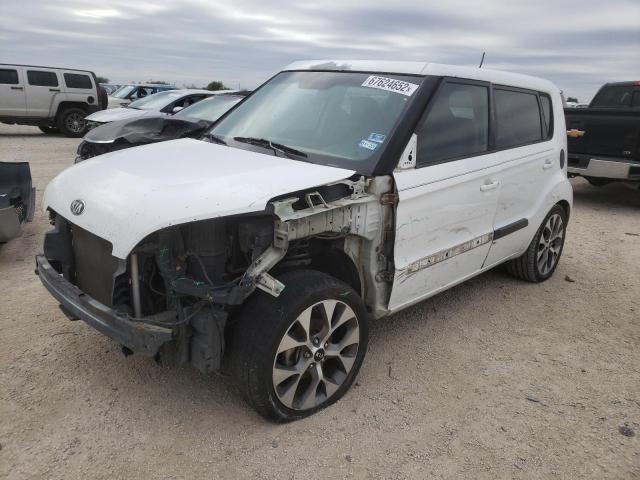 KIA SOUL + 2013 with VIN KNDJT2A61D7770635 - Photo from auction