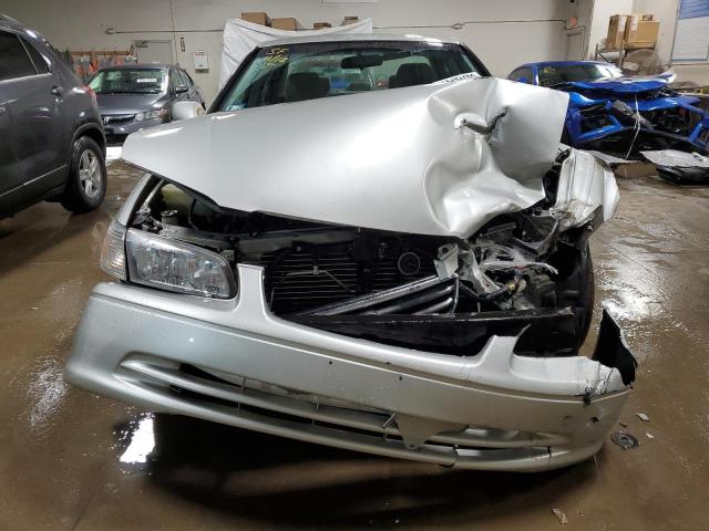 Photo 5 from auction – 2000 TOYOTA CAMRY CE with VIN 4T1BG22K6YU697012