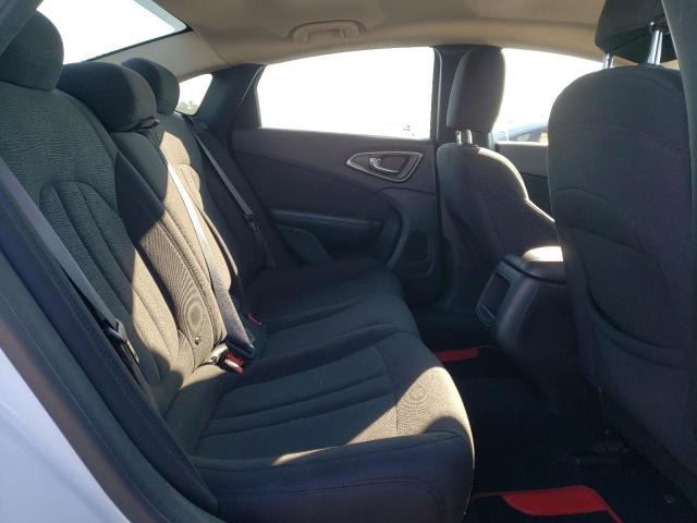 Photo 10 from auction – 2015 CHRYSLER 200 LIMITE with VIN 1C3CCCAB8FN641905