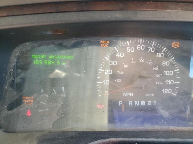 Photo 9 from auction – 2000 LINCOLN TOWN CAR E with VIN 1LNHM81W5YY784306