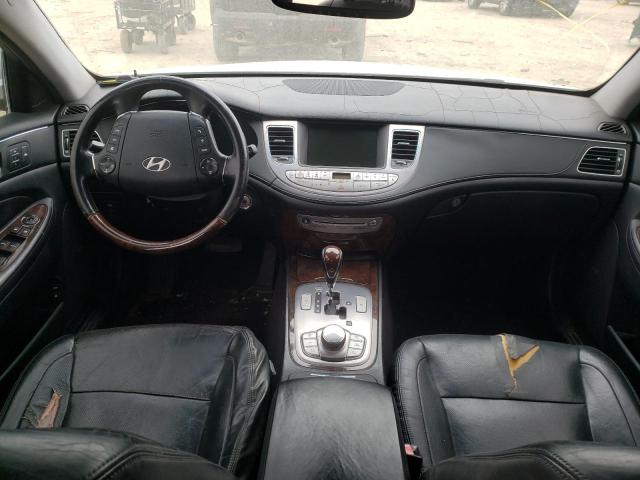 Photo 8 from auction – 2010 HYUNDAI GENESIS 4. with VIN KMHGC4DF5AU094703