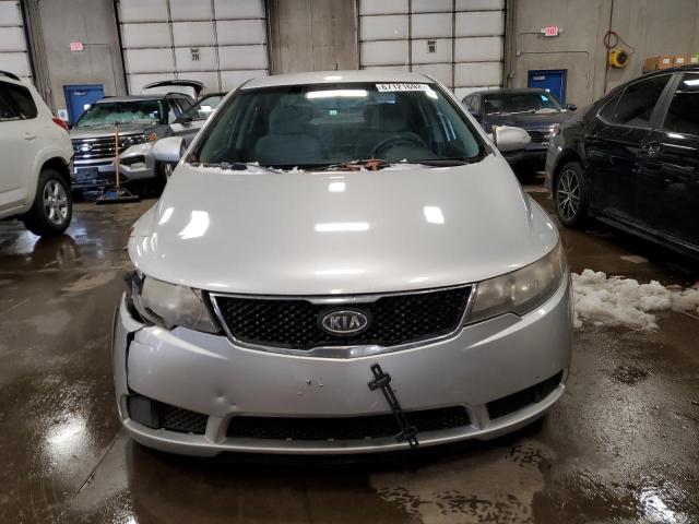 Photo 5 from auction – 2010 KIA FORTE EX with VIN KNAFU4A26A5818369