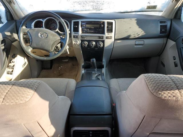 Photo 8 from auction – 2005 TOYOTA 4RUNNER SR with VIN JTEBU14R858048801