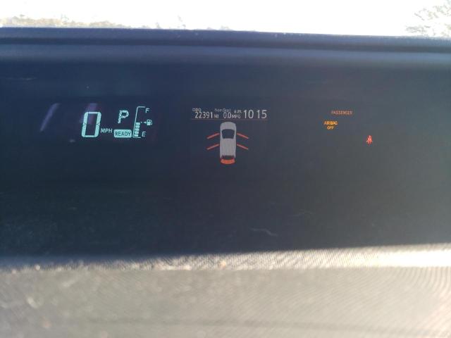 Photo 9 from auction – 2014 TOYOTA PRIUS C with VIN JTDKDTB31E1076723