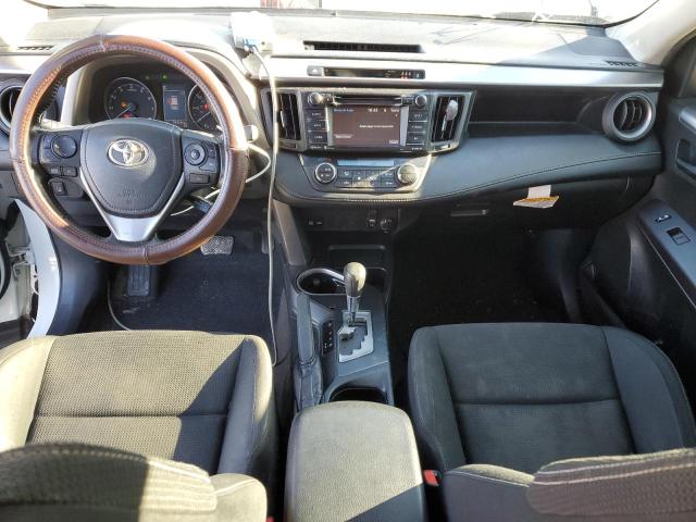Photo 8 from auction – 2017 TOYOTA RAV4 XLE with VIN JTMWFREV9HJ710831