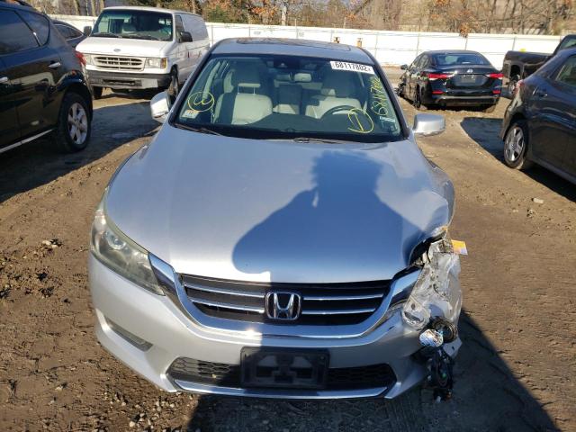 Photo 5 from auction – 2015 HONDA ACCORD EXL with VIN 1HGCR2F81FA013940