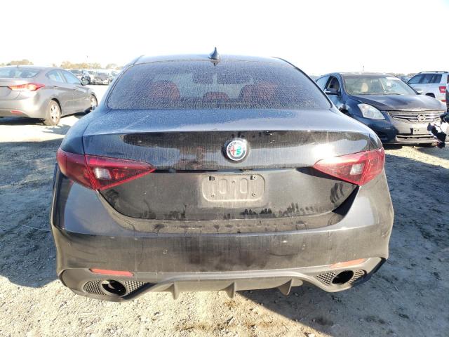 Photo 6 from auction – 2018 ALFA ROMEO GIULIA with VIN ZARFAEBN9J7591232