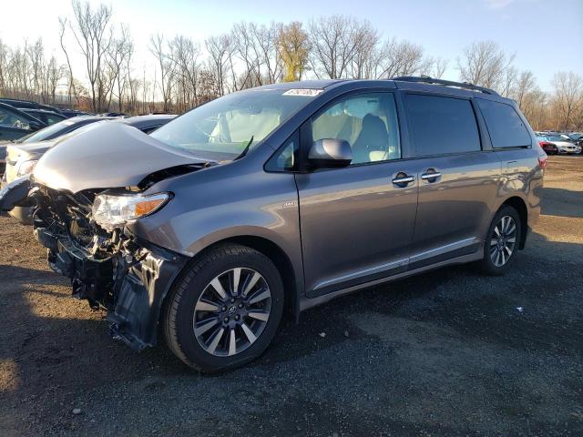 TOYOTA SIENNA XLE 2018 with VIN 5TDDZ3DC1JS207167 - Photo from auction