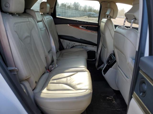 Photo 11 from auction – 2016 LINCOLN MKX RESERV with VIN 2LMTJ8LR3GBL86571