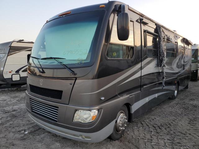 THOR MOTOR HOME 2010 with VIN 5B4MD6797A3442695 - Photo from auction
