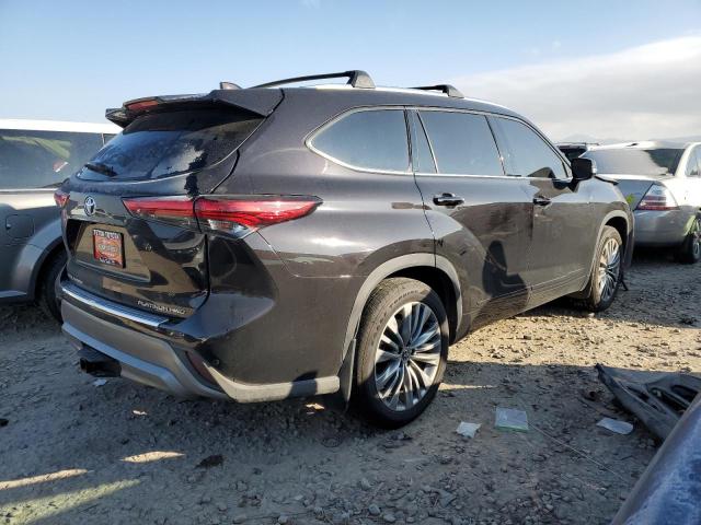 Photo 3 from auction – 2021 TOYOTA HIGHLANDER with VIN 5TDFZRBH1MS147101
