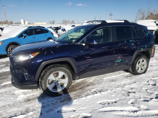 TOYOTA RAV4 XLE 2019 with VIN JTMP1RFV6KD008263 - Photo from auction