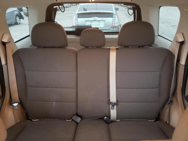 Photo 10 from auction – 2010 FORD ESCAPE XLT with VIN 1FMCU0DG4AKA30404