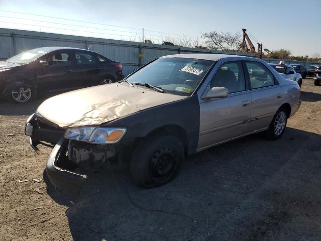 TOYOTA CAMRY CE 2001 with VIN 4T1BG22K71U014546 - Photo from auction