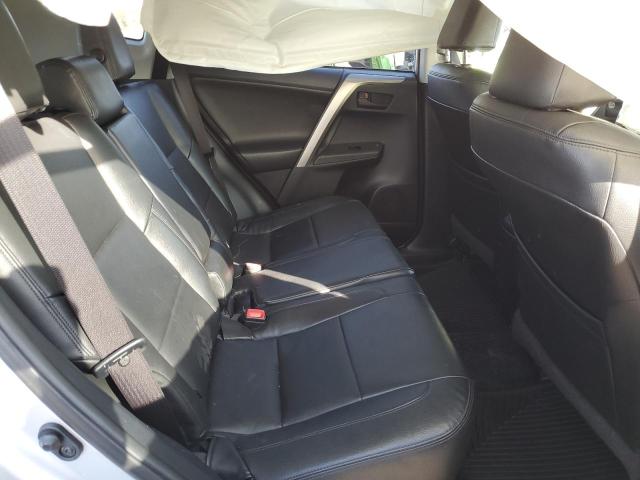Photo 10 from auction – 2015 TOYOTA RAV4 LE with VIN JTMBFREV3FD152033